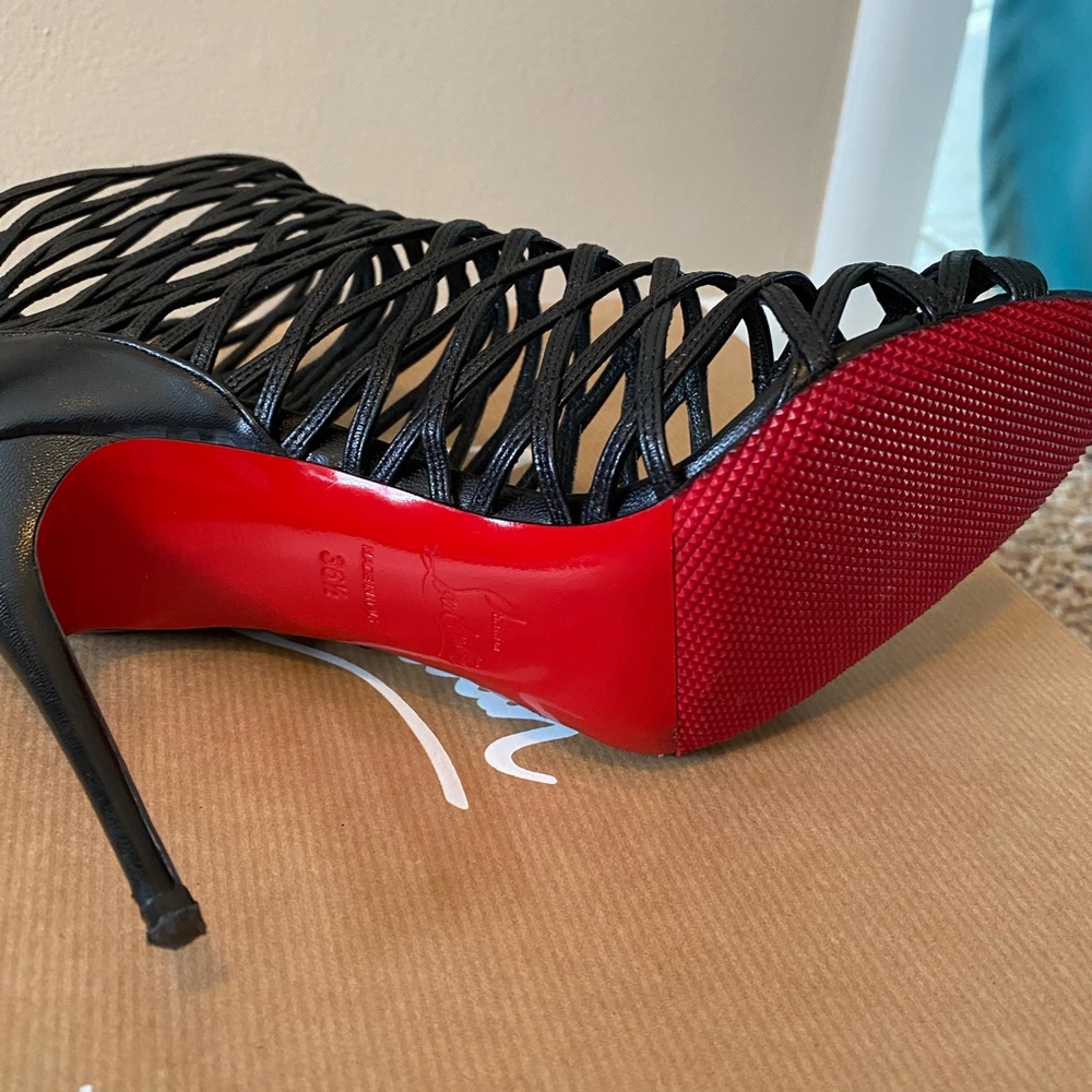 Authentic Louboutins. - Picture 5 of 7
